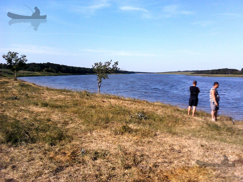 очень интересный водоём 
