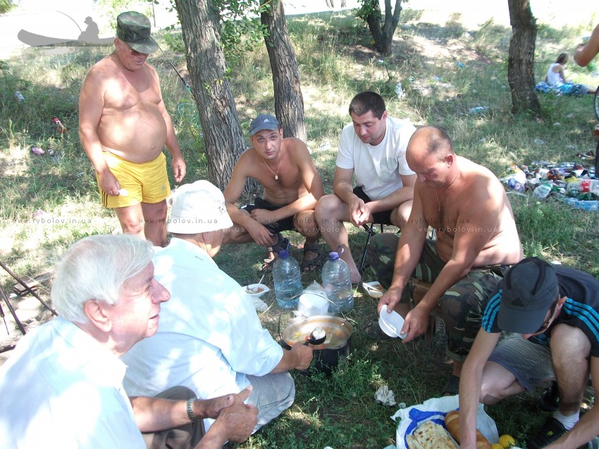 Давай,наливай!